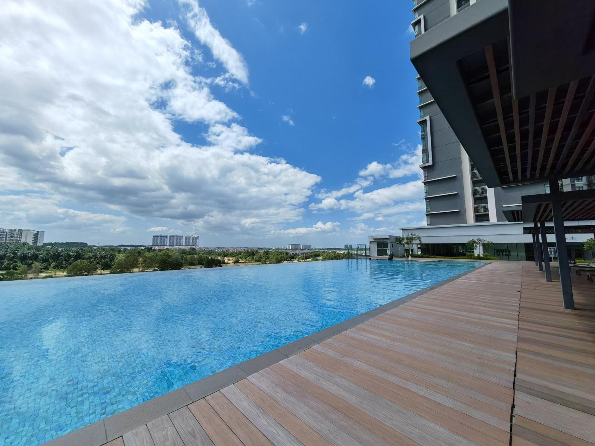 Santai Homestay ไซเบอร์จายา ภายนอก รูปภาพ