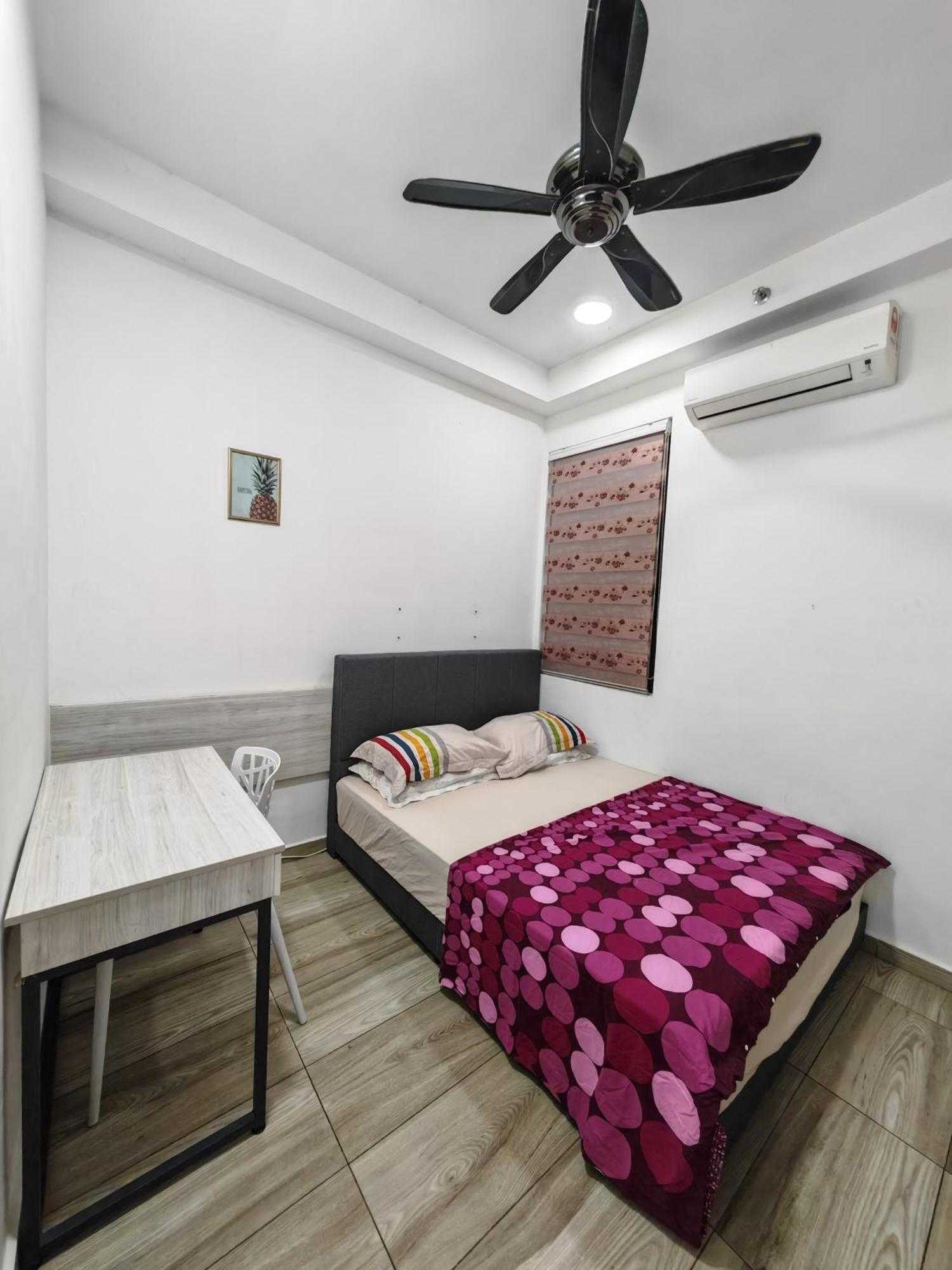 Santai Homestay ไซเบอร์จายา ภายนอก รูปภาพ