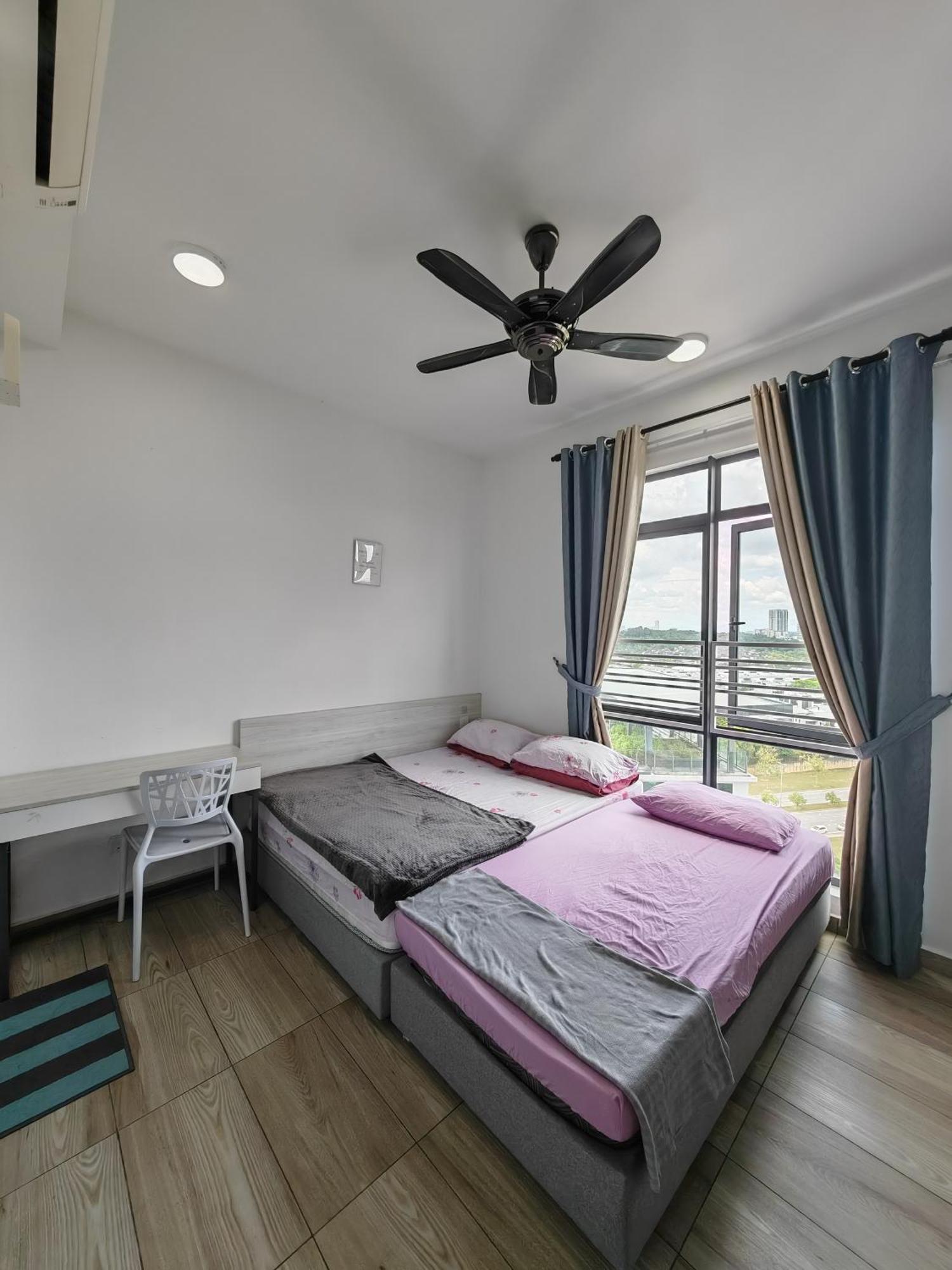 Santai Homestay ไซเบอร์จายา ภายนอก รูปภาพ